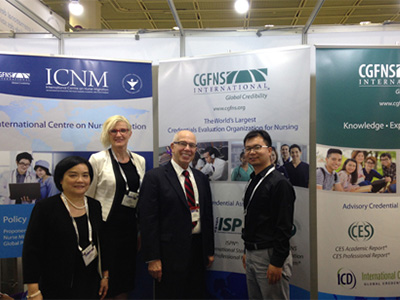 河南安琪校长任海涛与CGFNS总裁Franklin、全球战略顾问Julia合影